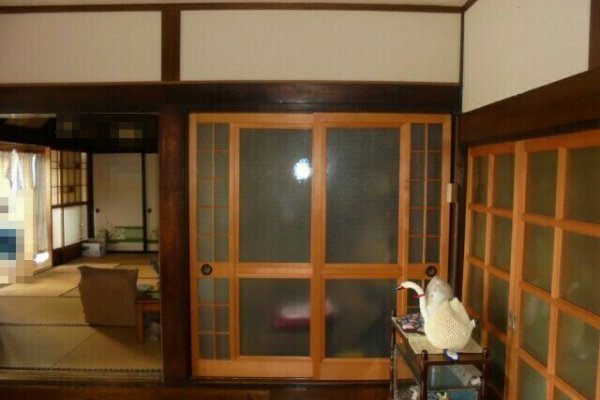 壁で仕切りました！