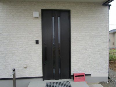 ホールが明るくなりました！喜びの玄関リフォーム|岩手県北上市