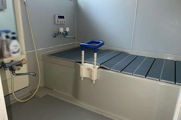 暖房換気扇もついて暖かさアップ！