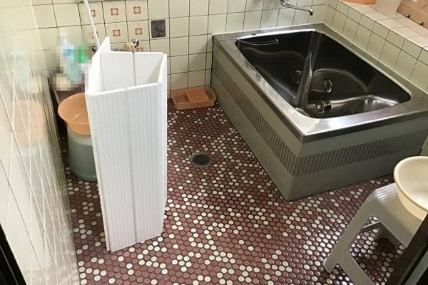 暖かく、安心な浴室に！