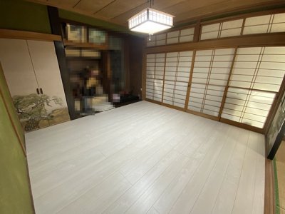 断熱材を入れて暖かい！畳をフローリングに交換|岩手県釜石市