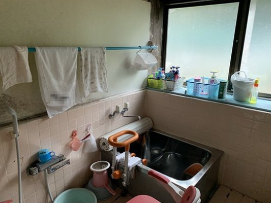 暖かく、安全に入れる浴室に！