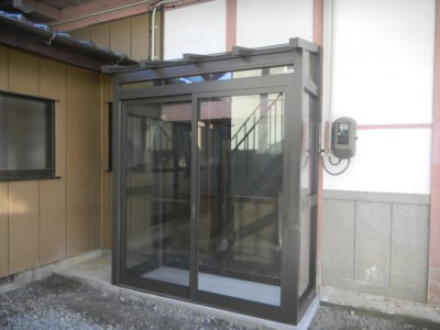 気になる寒さが解決！風除室設置|岩手県陸前高田市