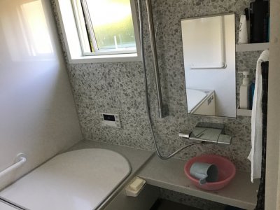 キレイな浴槽が嬉しい！浴室リフォーム|岩手県奥州市