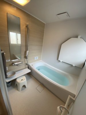 断熱材の入替と内窓設置でさらに暖かく！