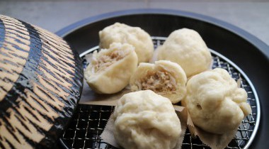 冷凍シューマイで「発酵なしの肉まん」の簡単節約レシピ