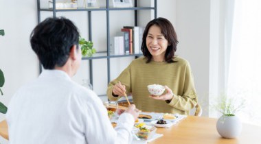 「忙しい朝でもスムーズ！ 朝専⽤ステーションでラク家事」キッチン収納