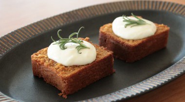 簡単レシピ「黒糖人参ケーキ」