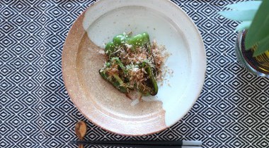 簡単レシピ「ピーマンの丸ごと焼き」