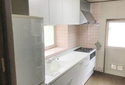 お気に入りの人造大理石キッチンリフォーム