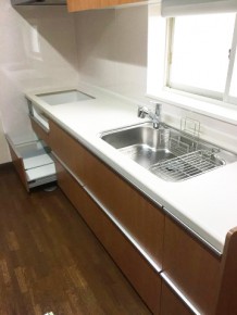 収納たっぷり広々キッチンリフォーム