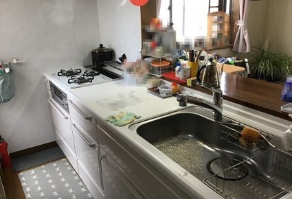 汚れが落ちやすいキッチンにリフォームして、家事が楽に!