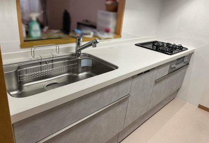 収納豊富でスッキリ！キッチンリフォーム