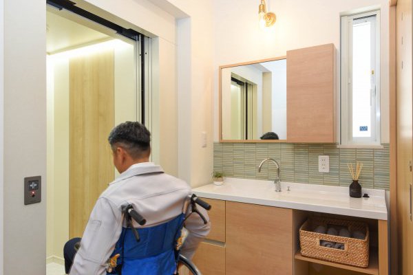 ホームエレベーター