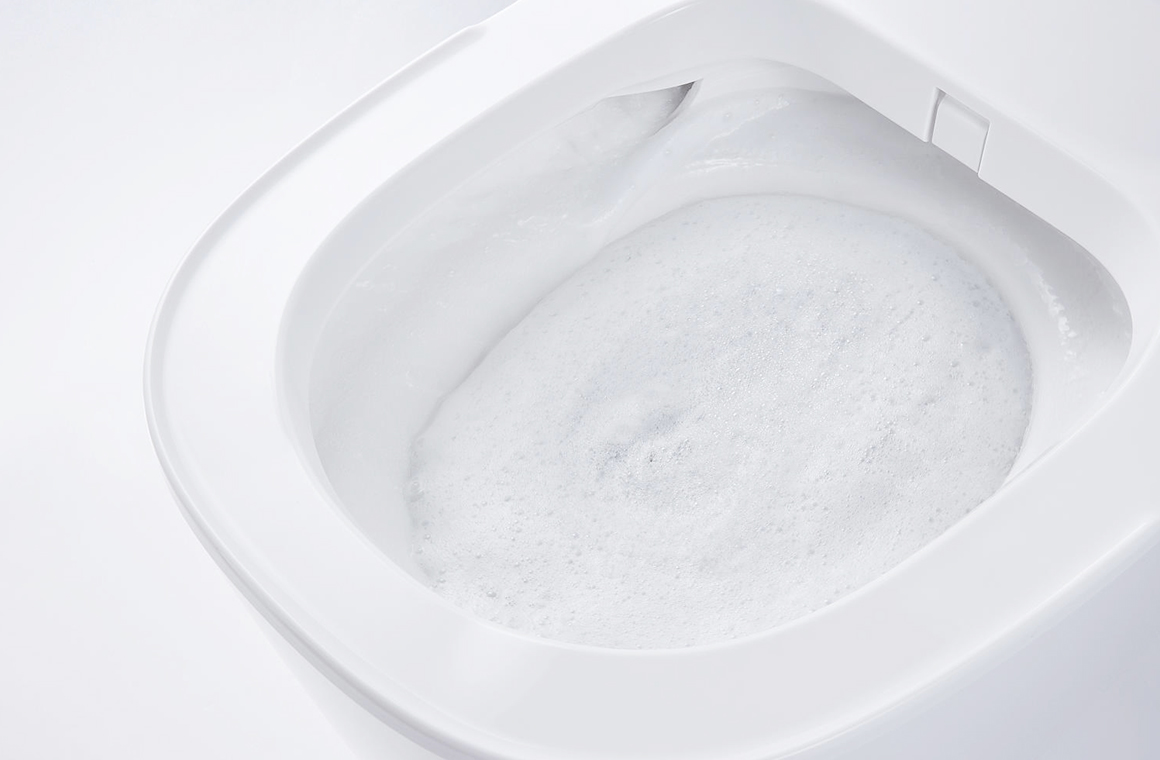 全自動の洗浄機能のトイレで毎日のお手入れがとっても楽に！