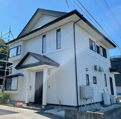 オシャレな仕上がりに！屋根外壁塗装リフォーム|岩手県一関市